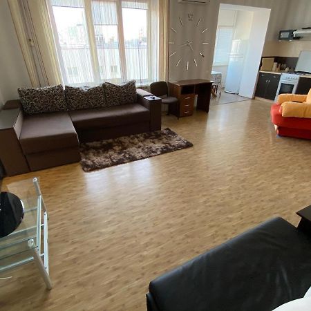 Podillia Modern Apartment Vinnytsia Exterior foto