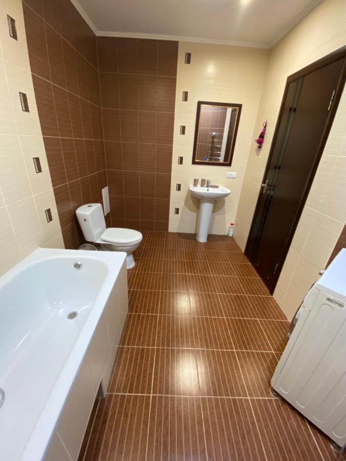 Podillia Modern Apartment Vinnytsia Exterior foto